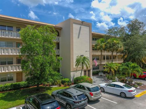 apt-m4-2405 Antigua Cir, Coconut Creek, FL, 33066-1031 | Card Image