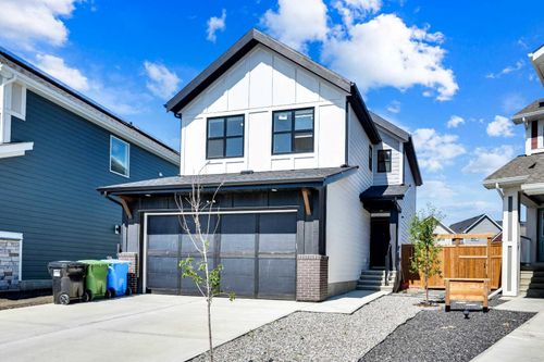 38 Magnolia Court Se, Calgary, AB, T3M3M5 | Card Image
