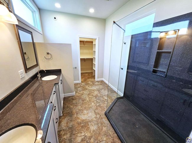 611 S 3 Rd St, House other with 3 bedrooms, 2 bathrooms and null parking in Sabetha KS | Image 21