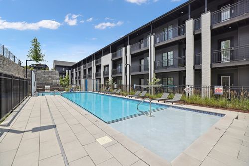 102-2900 Edwin Way, Nashville, TN, 37207-3585 | Card Image