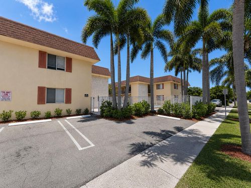 212-515 S Sequoia Drive, West Palm Beach, FL, 33409 | Card Image