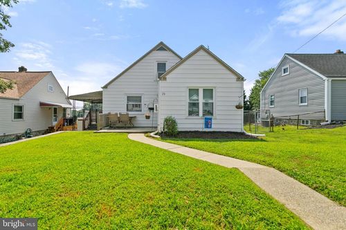 26 Green Ln, ASTON, PA, 19014-2003 | Card Image