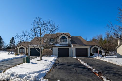 29 Surrey Hill Dr, Latham, NY, 12110-5437 | Card Image