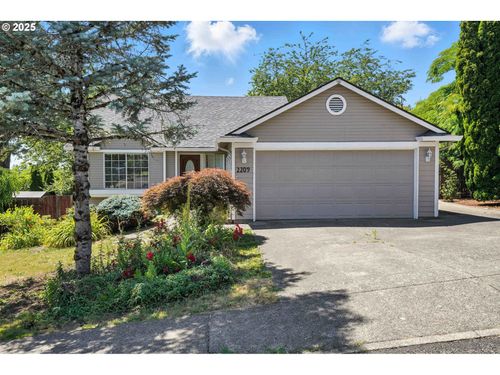2209 39th St, Washougal, WA, 98671-9188 | Card Image