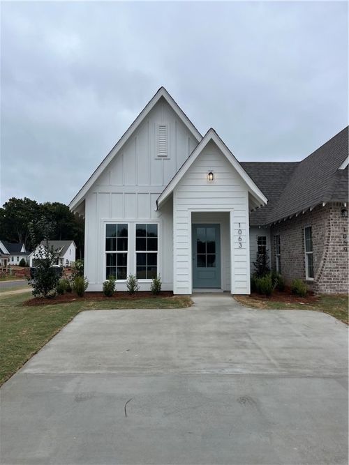 40 Forestdale Ct, OPELIKA, AL, 36801 | Card Image