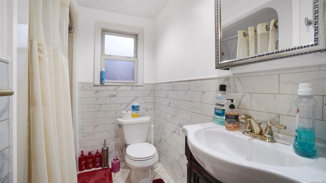 104 Sylvia Ln, House other with 4 bedrooms, 1 bathrooms and null parking in New Hyde Park NY | Image 11