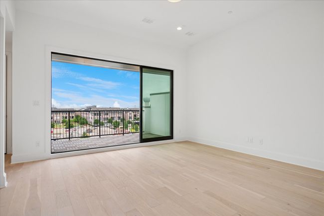 6007 Laurel St, Townhouse with 4 bedrooms, 5 bathrooms and null parking in Dallas TX | Image 15