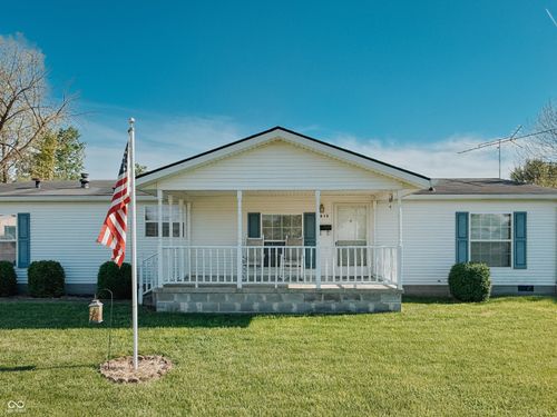 615 High St, Hope, IN, 47246-1576 | Card Image