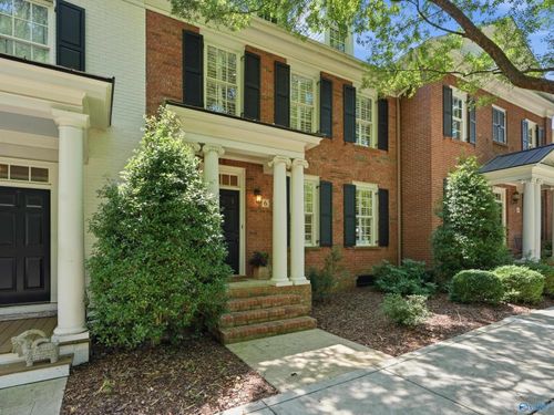 6 Benefit St Nw, Huntsville, AL, 35806-5243 | Card Image