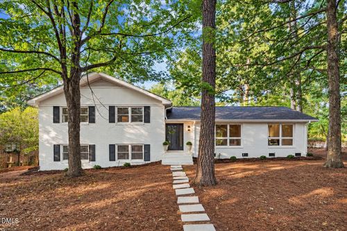 4900 Larchmont Dr, Raleigh, NC, 27612-2716 | Card Image