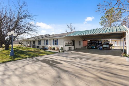 210 S Booth St, Mart, TX, 76664-1504 | Card Image