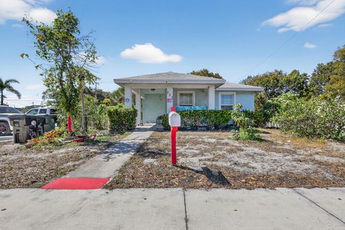 231 N H St, Lake Worth Beach, FL, 33460-3349 | Card Image