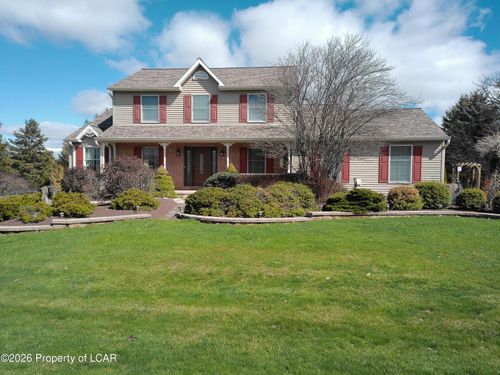 5335 Schantz Rd, Allentown, PA, 18104-9021 | Card Image