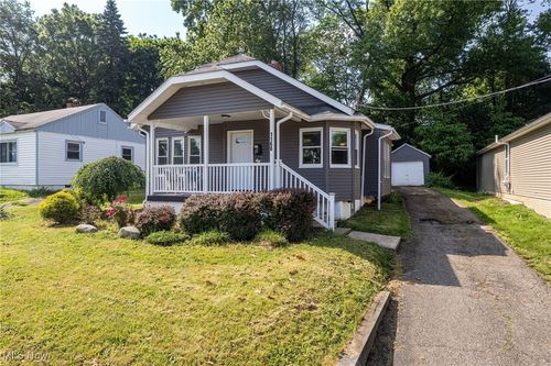 1168 Onondago Ave, Akron, OH, 44305-1720 | Card Image