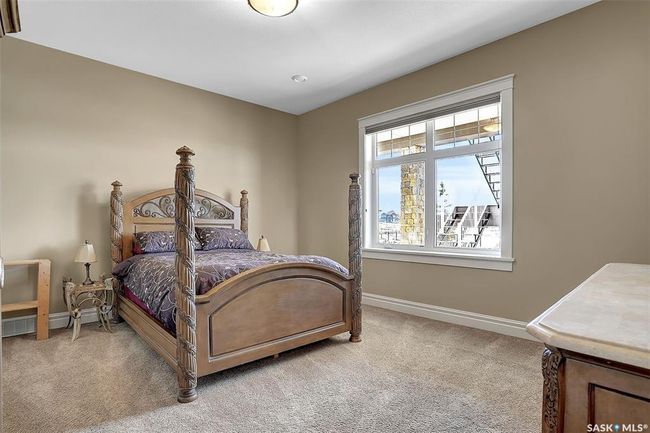 330 Spruce Creek Dr, House other with 5 bedrooms, 4 bathrooms and 10 parking in Pilot Butte SK | Image 42