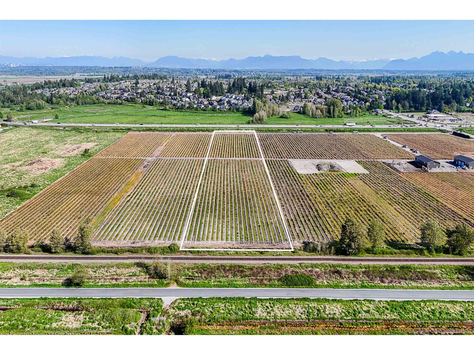 Land in Surrey 3
