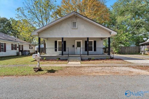 806 Grace Ave, Athens, AL, 35611-3337 | Card Image