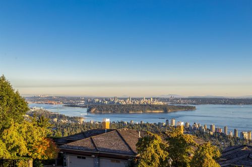 2348 Constantine Pl, West Vancouver, BC, V7S3H7 | Card Image