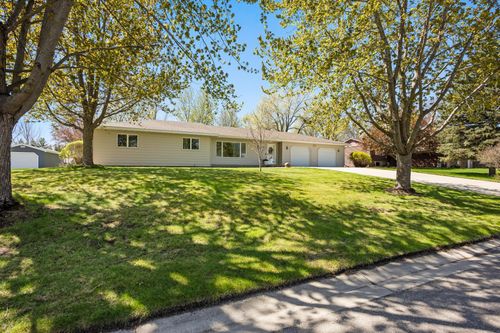 2505 Conifer Ave, Alexandria, MN, 56308-8529 | Card Image