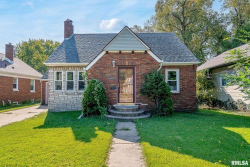 2424 Avenue Of The Cities, Moline, IL, 61265-4130 | Card Image