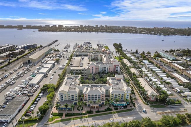 APT-217 - 802 W Windward Way, Condo with 3 bedrooms, 2 bathrooms and null parking in Lantana FL | Image 34