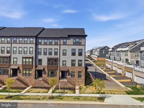 1612 Kirkman St, DUMFRIES, VA, 22026-3117 | Card Image