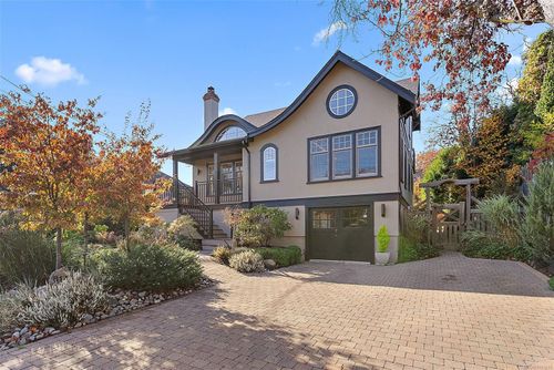 614 Monterey Ave, Victoria, BC, V8S4T9 | Card Image