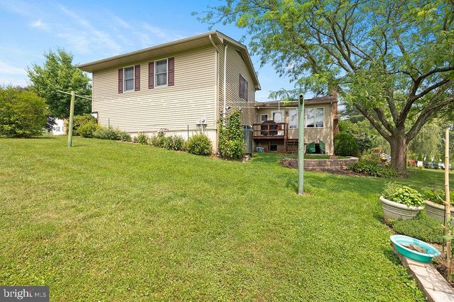 37 Apple Ln, House other with 3 bedrooms, 2 bathrooms and null parking in BIGLERVILLE PA | Image 7