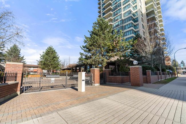1004 - 615 Hamilton Street, Condo with 2 bedrooms, 2 bathrooms and 1 parking in New Westminster BC | Image 38