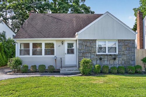 48 Locust St, Spring Valley, NY, 10977-2903 | Card Image