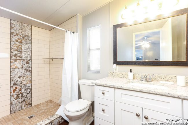 A - 161 Water St, Home with 3 bedrooms, 2 bathrooms and null parking in Pipe Creek TX | Image 16