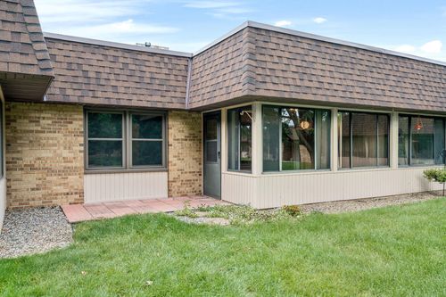 apt-125-1200 18th Ave Nw, Austin, MN, 55912-1885 | Card Image