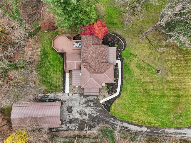 637 State Route 208, House other with 3 bedrooms, 3 bathrooms and 4 parking in Pulaski PA | Image 43