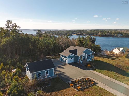 67 Skipper Hill Dr, Chester Basin, NS, B0J1K0 | Card Image