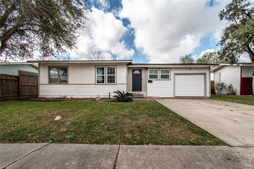 4021 Barnes St, Corpus Christi, TX, 78411-3503 | Card Image