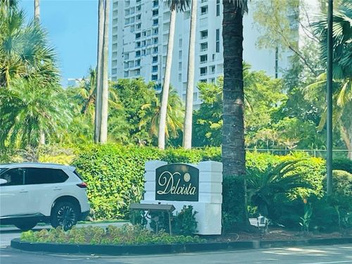 1-20466 Ne 34th Ct, Aventura, FL, 33180-1650 | Card Image