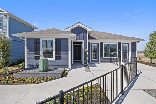 827 Arnold Loop, Uhland, TX, 78640-3662 | Card Image