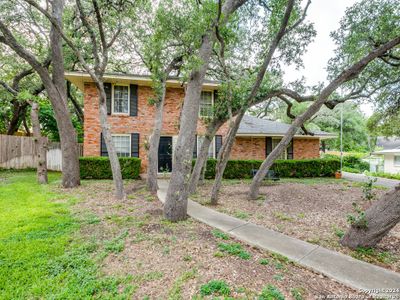 10911 Silhouette St, House other with 3 bedrooms, 1 bathrooms and null parking in San Antonio TX | Image 3