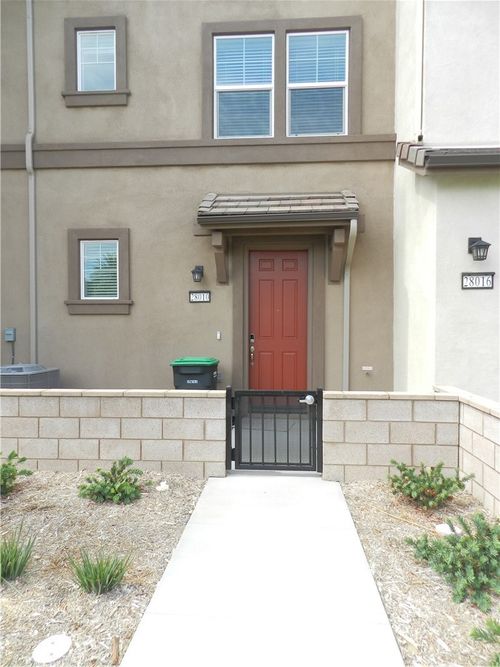 28010 Melrose Dr, Temecula, CA, 92591-6038 | Card Image