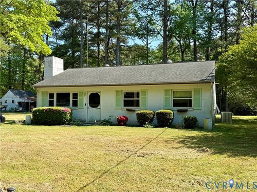 351 E Bay Dr, White Stone, VA, 22578-2133 | Card Image