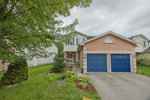 808 Guildwood Blvd, London, ON, N6H5G2 | Card Image