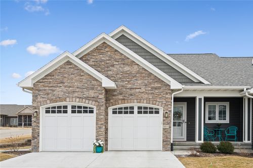 a-2885 Crimson Ln, Coralville, IA, 52241-2987 | Card Image