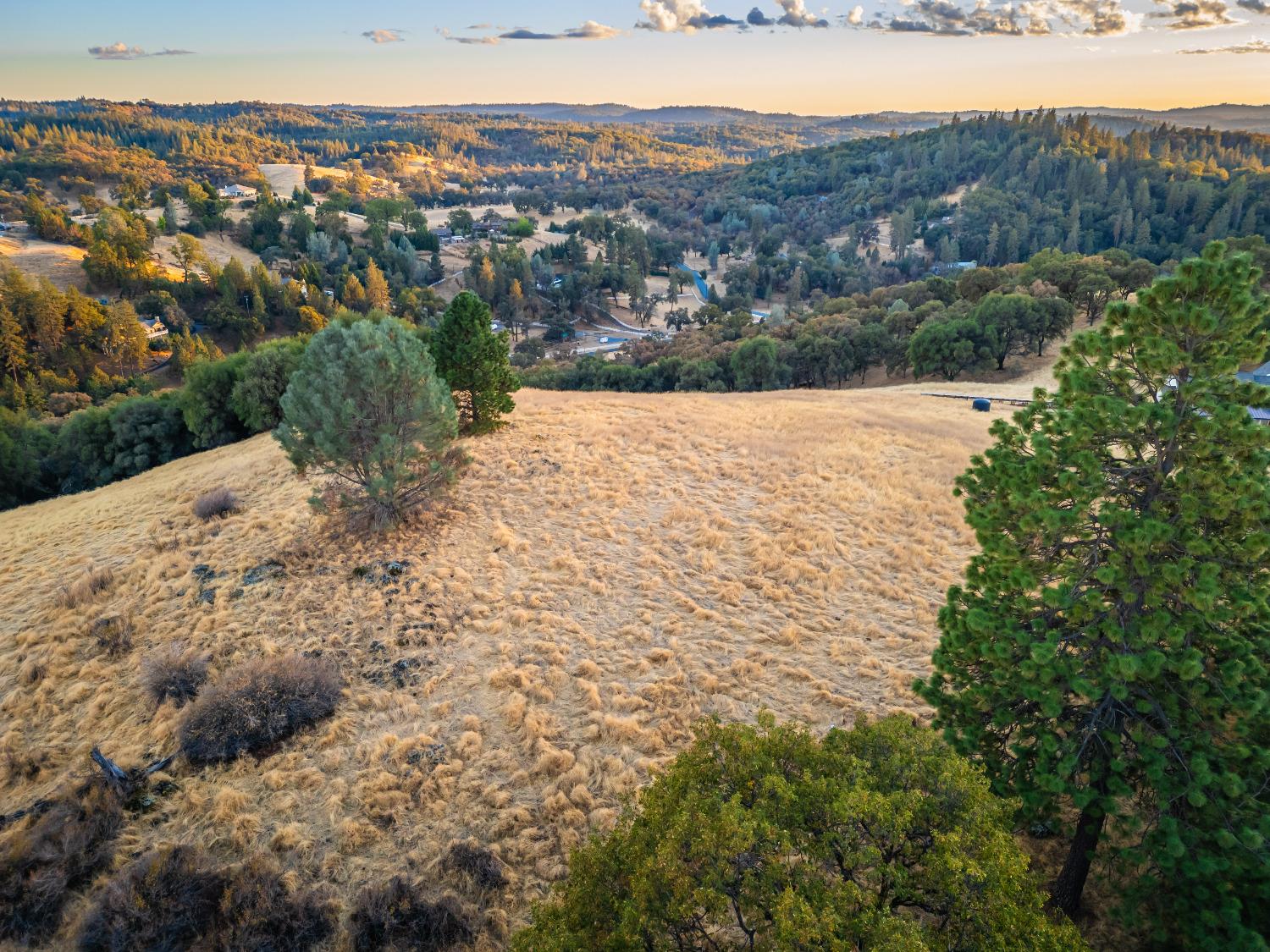 Land in Grass Valley 4