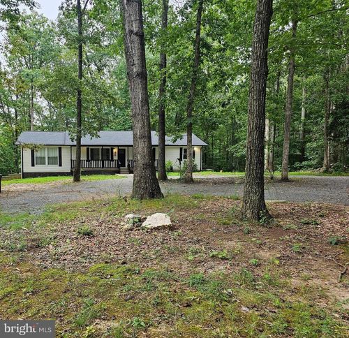 133 Meadows Rd, FREDERICKSBURG, VA, 22406-4622 | Card Image