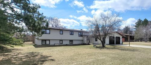 100 Park Rd, Staples, MN, 56479-3302 | Card Image