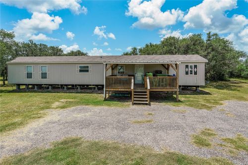 130 Old Goliad Rd, Refugio, TX, 78377-4300 | Card Image