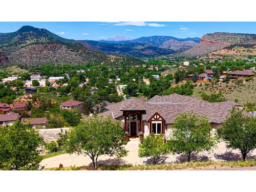 814 Mountain View Dr, Lyons, CO, 80540-5077 | Card Image
