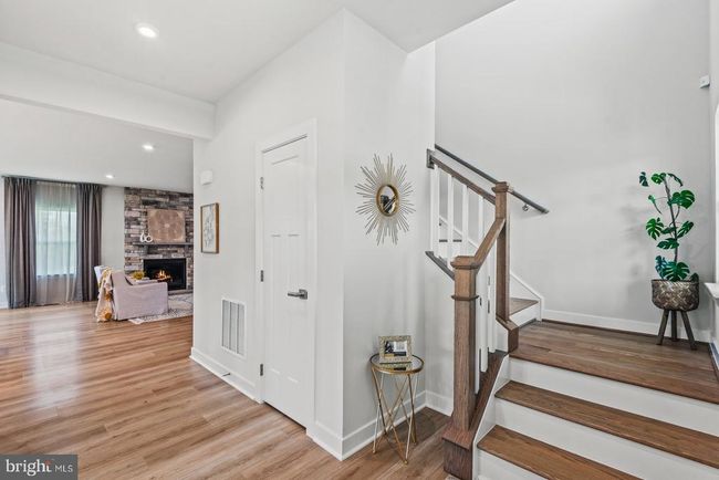 8005 International Dr, House other with 6 bedrooms, 5 bathrooms and null parking in WARRENTON VA | Image 7