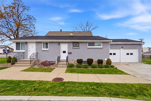 3356 Genesee St, Cheektowaga, NY, 14225-5031 | Card Image