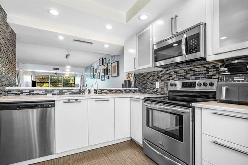 103-6121 Balboa Cir, Boca Raton, FL, 33433-8183 | Card Image